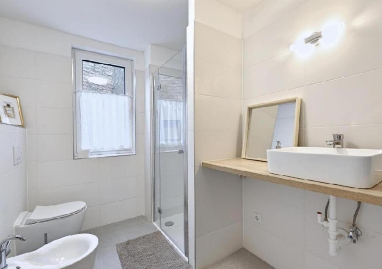 Luxurious, 2 Min To Casino And Roemertherme Apartman Badeni járás Kültér fotó